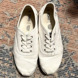 Toms Canvas Sneakers